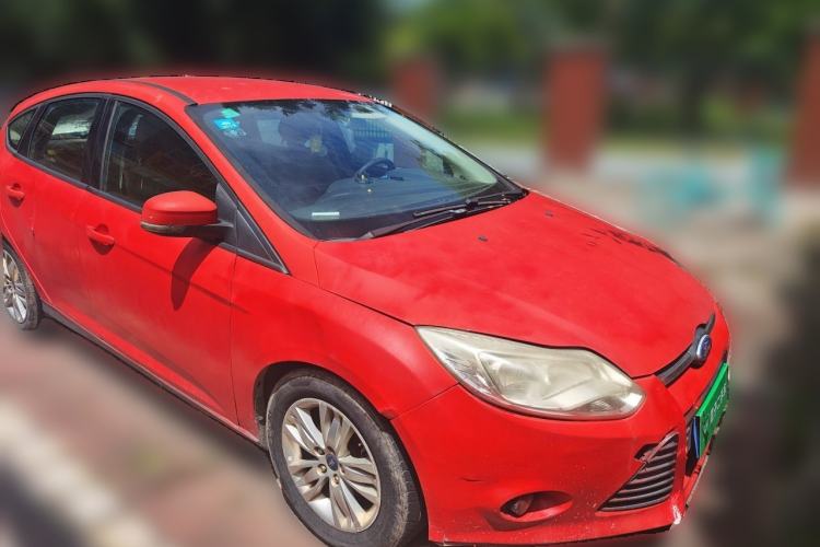 Used Ford Focus 2012 Hatchback 1.6L Automatic Comfort Model Front Right 45 Deg