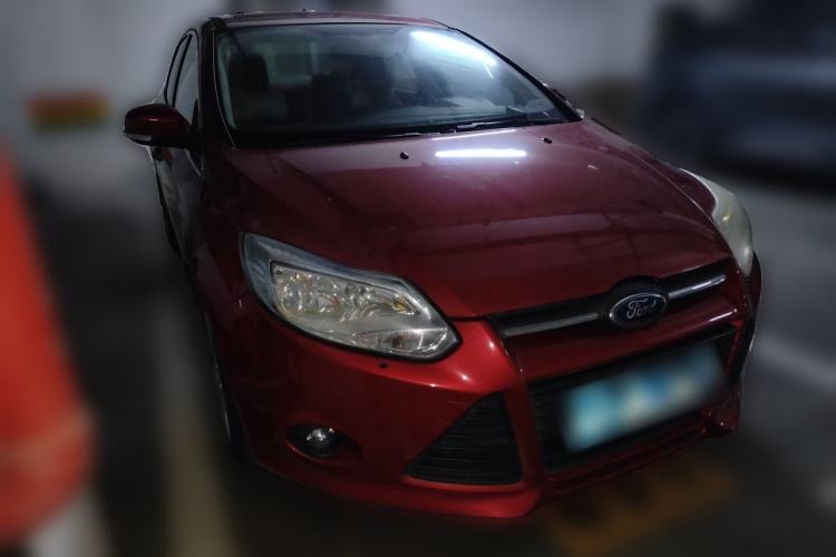 Used Ford Focus 2012 Sedan 1.6L Automatic Comfort Model Front Right 45 Deg