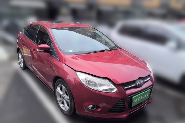 Used Ford Focus 2012 Hatchback 1.6L Automatic Fashion Edition Front Right 45 Deg