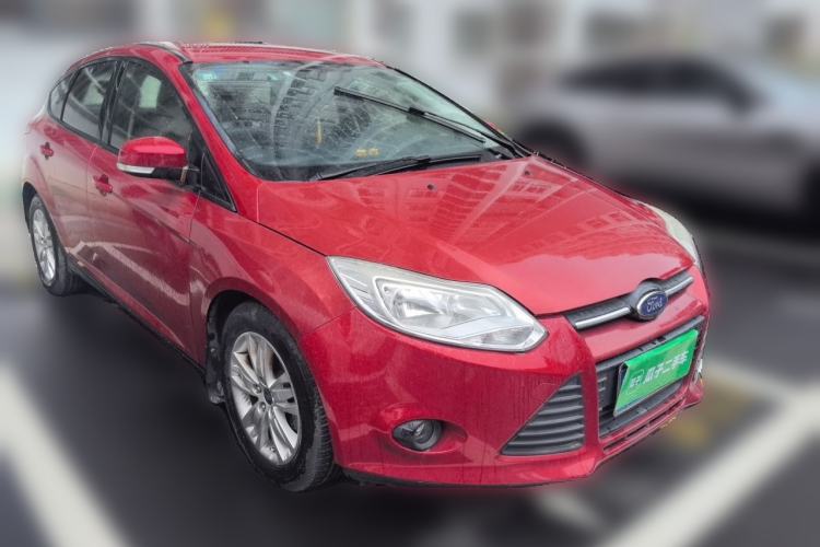 Used Ford Focus 2012 Hatchback 1.6L Automatic Fashion Edition Front Right 45 Deg