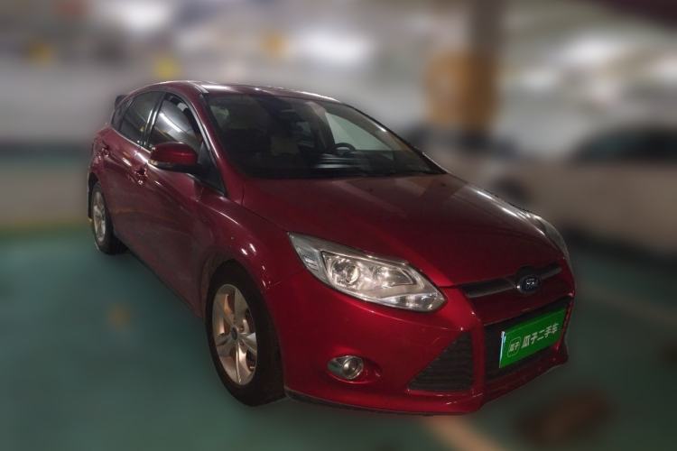 Used Ford Focus 2012 Hatchback 1.6L Automatic Fashion Edition Front Right 45 Deg