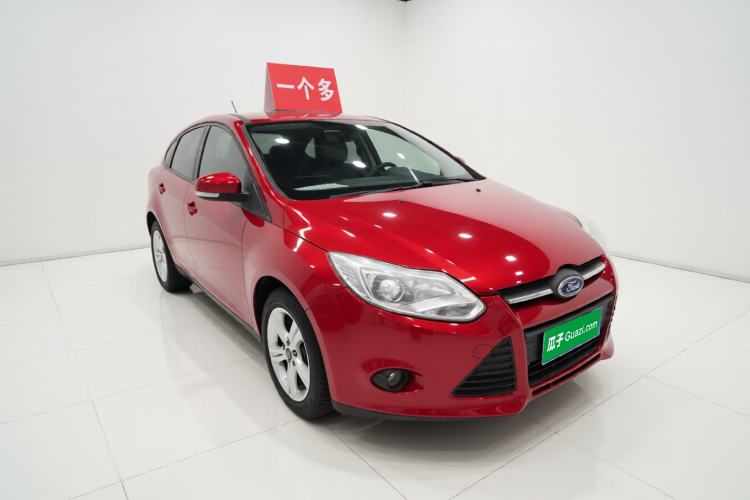 Used Ford Focus 2012 Sedan 1.6L Automatic Fashion Edition Front Right 45 Deg