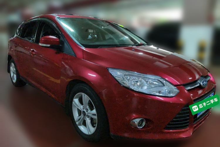 Used Ford Focus 2012 Hatchback 1.6L Automatic Fashion Edition Front Right 45 Deg