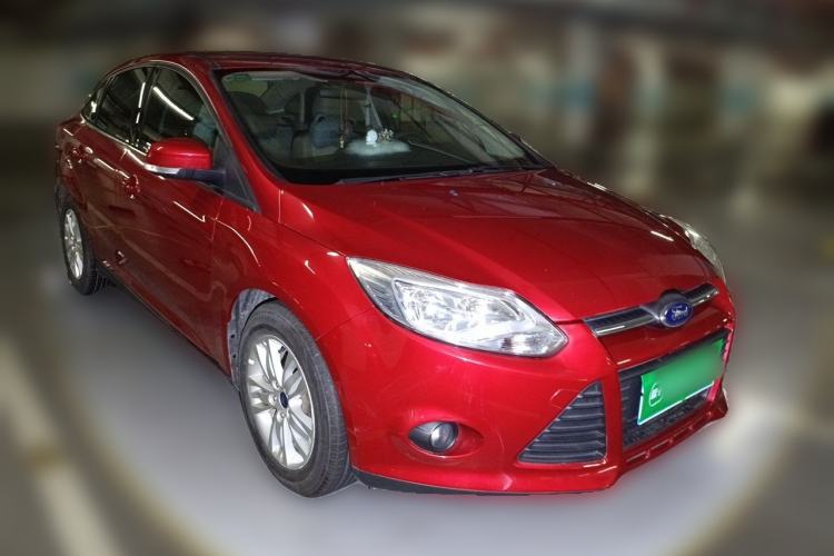 Used Ford Focus 2012 Sedan 1.6L Automatic Comfort Model Front Right 45 Deg