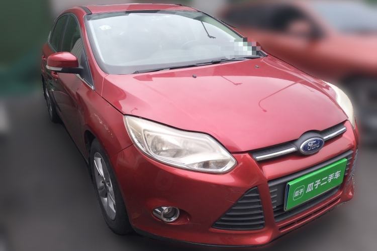 Used Ford Focus 2012 Hatchback 1.6L Automatic Fashion Edition Front Right 45 Deg