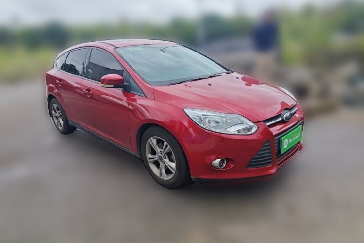 Used Ford Focus 2012 Hatchback 1.6L Manual Fashion Edition Front Right 45 Deg