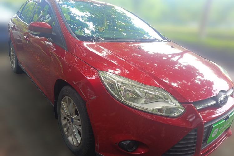 Used Ford Focus 2012 Sedan 1.6L Automatic Comfort Model Front Right 45 Deg