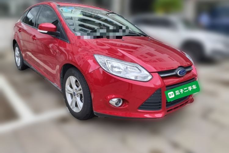 Used Ford Focus 2012 Hatchback 1.6L Automatic Fashion Edition Front Right 45 Deg