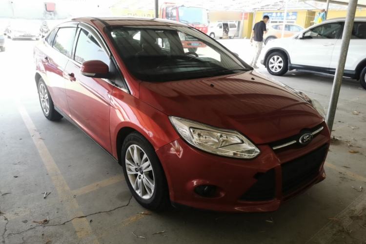 Used Ford Focus 2012 Sedan 1.6L Automatic Comfort Model Front Right 45 Deg