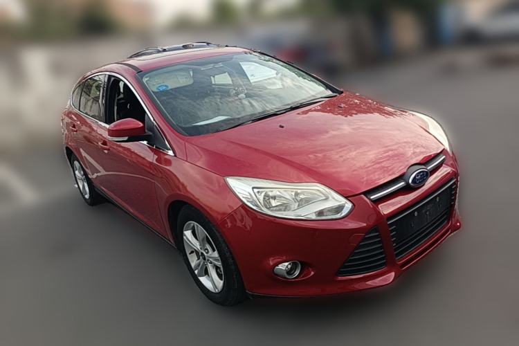 Used Ford Focus 2012 Hatchback 1.6L Automatic Fashion Edition Front Right 45 Deg