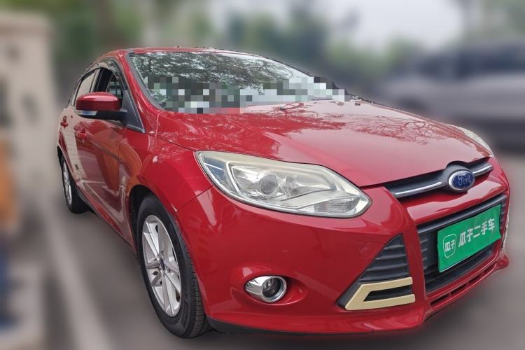 Used Ford Focus 2012 Hatchback 1.6L Manual Fashion Edition Front Right 45 Deg
