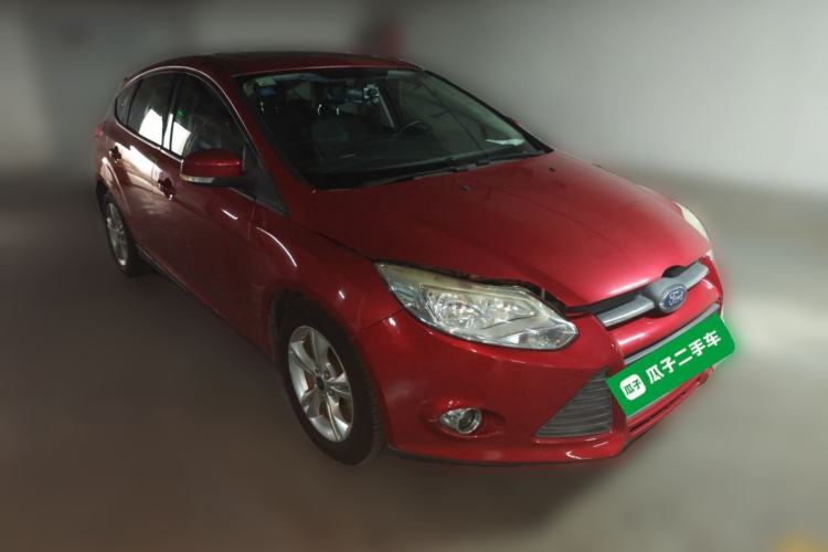 Used Ford Focus 2012 Hatchback 1.6L Automatic Fashion Edition Front Right 45 Deg