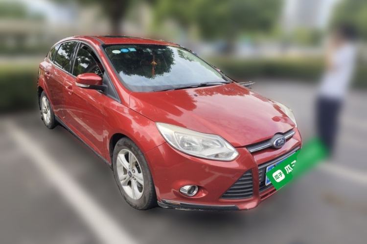 Used Ford Focus 2012 Hatchback 1.6L Automatic Fashion Edition Front Right 45 Deg