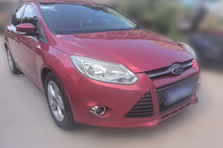 Used Ford Focus 2012 Hatchback 1.6L Automatic Fashion Edition Front Right 45 Deg