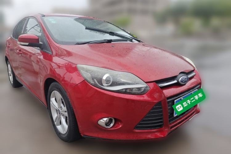 Used Ford Focus 2012 Hatchback 1.6L Automatic Fashion Edition Front Right 45 Deg