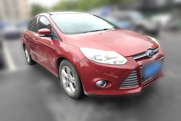 Used Ford Focus 2012 Hatchback 1.6L Automatic Fashion Edition Front Right 45 Deg