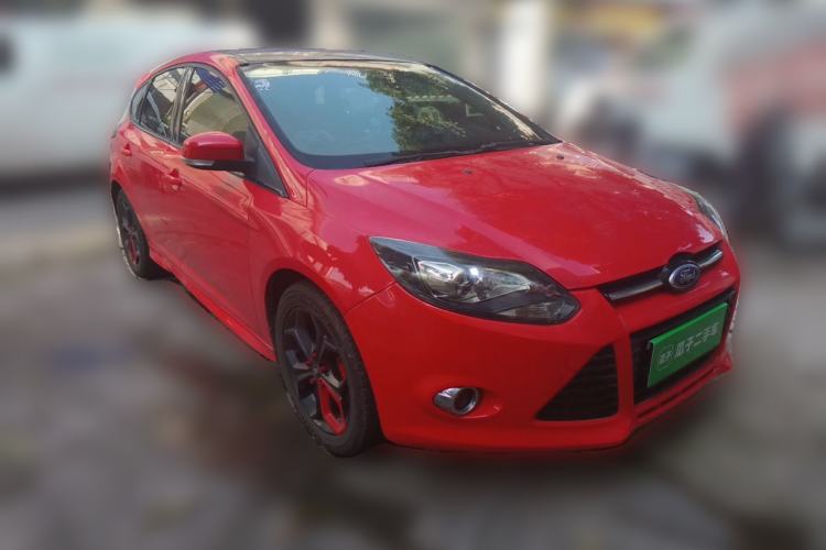 Used Ford Focus 2012 Hatchback 2.0L Automatic Luxury Sport Model Front Right 45 Deg