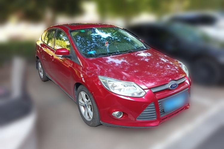 Used Ford Focus 2012 Hatchback 1.6L Automatic Fashion Edition Front Right 45 Deg