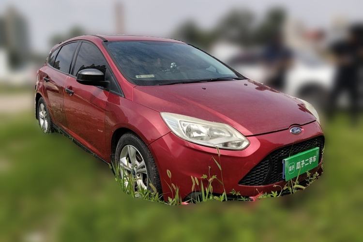 Used Ford Focus 2012 Hatchback 1.6L Automatic Fashion Edition Front Right 45 Deg