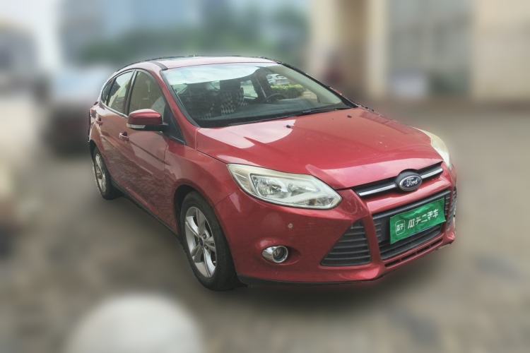 Used Ford Focus 2012 Hatchback 1.6L Automatic Fashion Edition Front Right 45 Deg