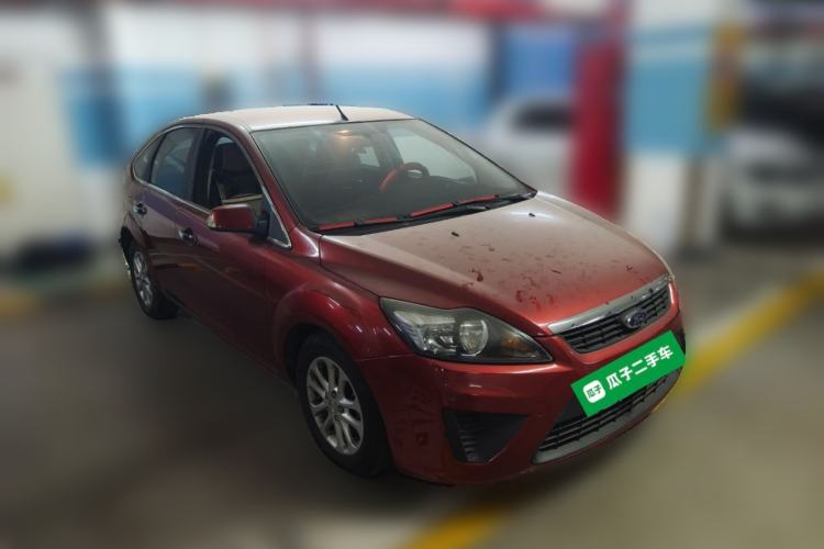 Used Ford Focus 2012 Hatchback Classic 1.8L Automatic Base Model Front Right 45 Deg