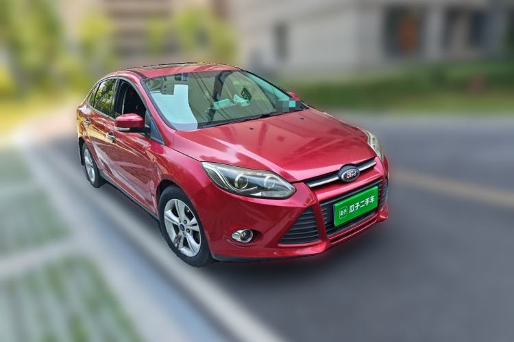 Used Ford Focus 2012 Sedan 1.6L Automatic Fashion Edition Front Right 45 Deg