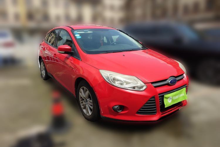 Used Ford Focus 2012 Hatchback 1.6L Automatic Fashion Edition Front Right 45 Deg