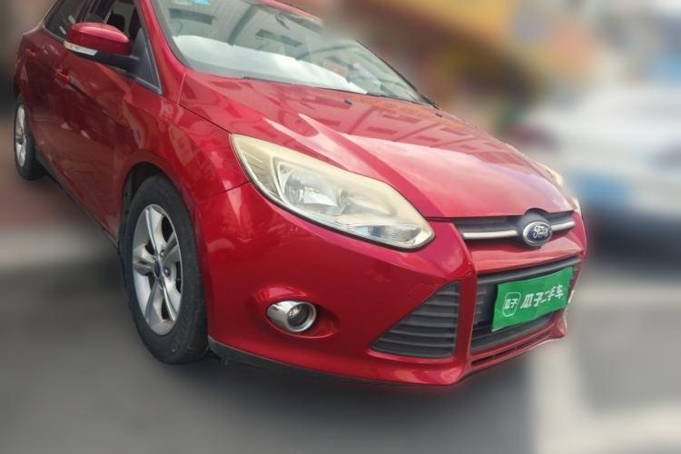 Used Ford Focus 2012 Sedan 1.6L Automatic Fashion Edition Front Right 45 Deg