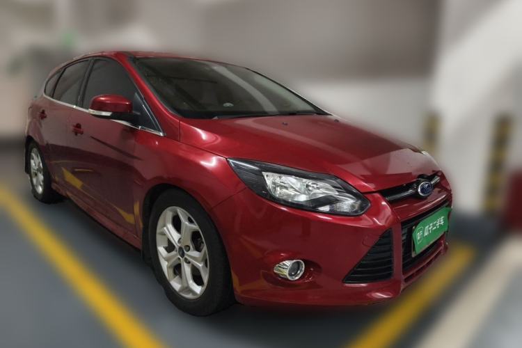 Used Ford Focus 2012 Hatchback 2.0L Automatic Luxury Sport Model Front Right 45 Deg