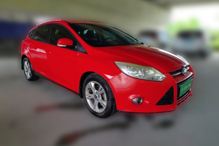 Used Ford Focus 2012 Hatchback 1.6L Automatic Fashion Edition Front Right 45 Deg