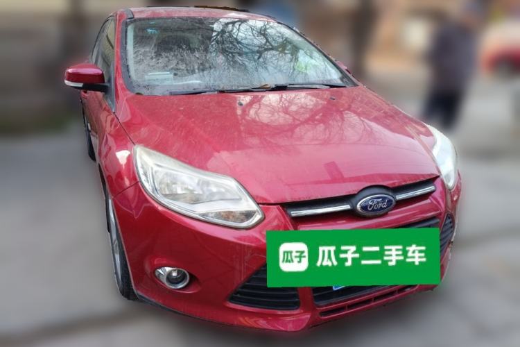 Used Ford Focus 2012 Hatchback 1.6L Automatic Fashion Edition Front Right 45 Deg