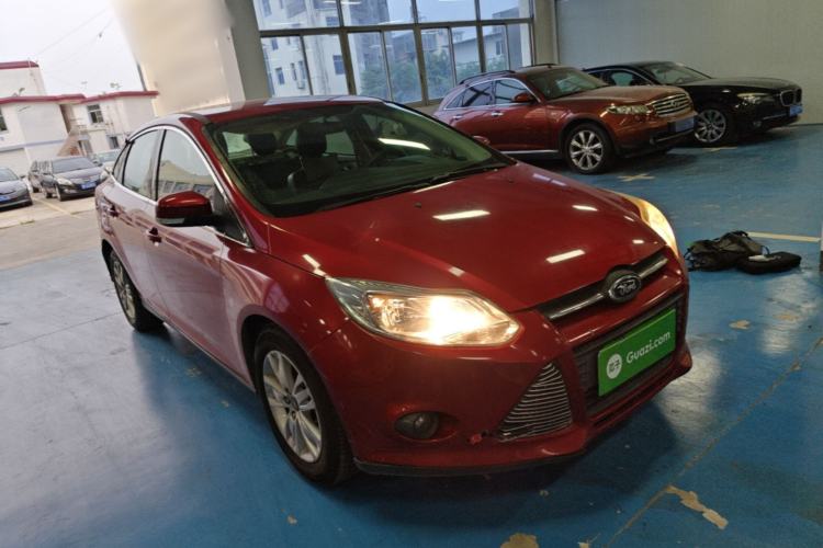 Used Ford Focus 2012 Sedan 1.6L Automatic Comfort Model Front Right 45 Deg