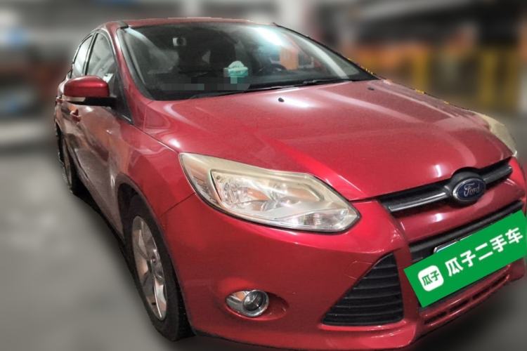Used Ford Focus 2012 Hatchback 1.6L Automatic Fashion Edition Front Right 45 Deg