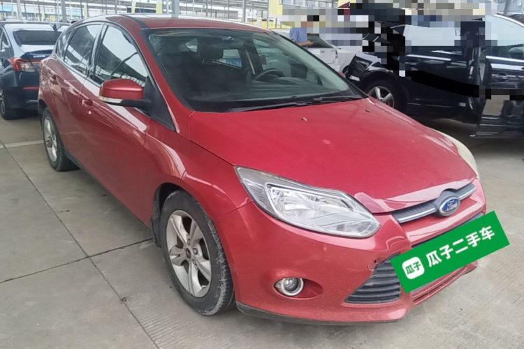 Used Ford Focus 2012 Hatchback 1.6L Automatic Fashion Edition Front Right 45 Deg