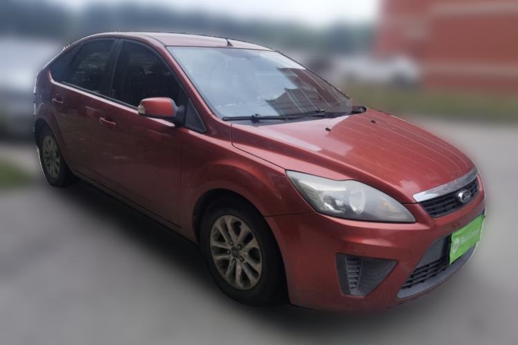 Used Ford Focus 2012 Hatchback Classic 1.8L Automatic Base Model Front Right 45 Deg