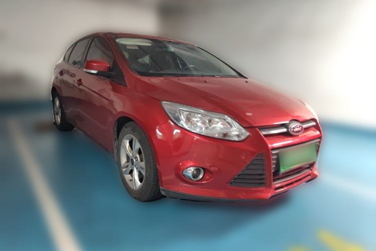 Used Ford Focus 2012 Hatchback 1.6L Automatic Fashion Edition Front Right 45 Deg