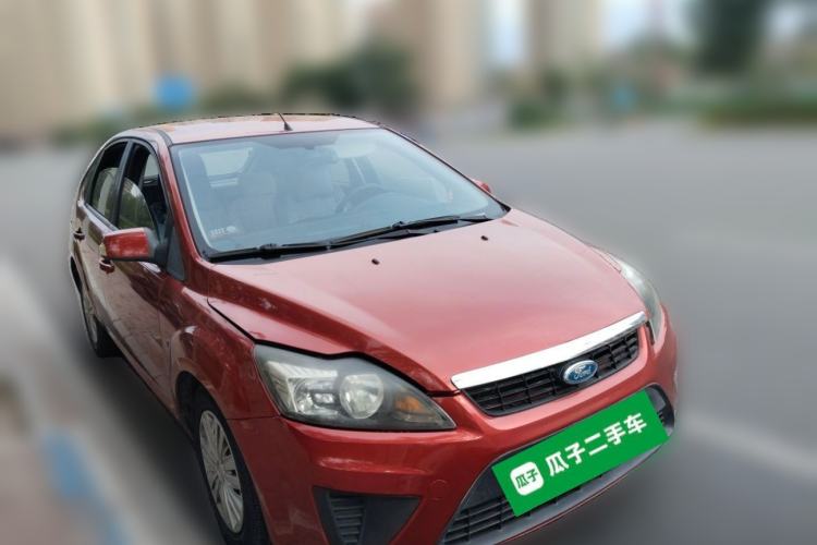 Used Ford Focus 2012 Hatchback Classic 1.8L Automatic Base Model Front Right 45 Deg