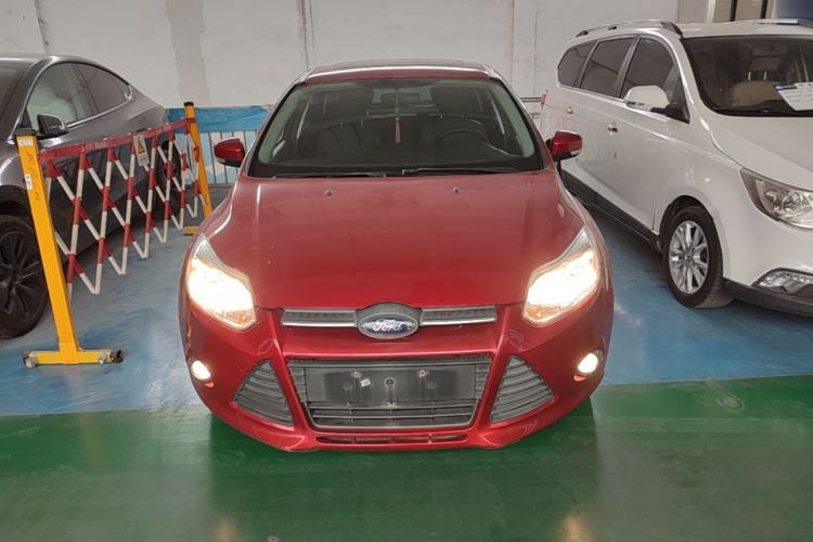 Used Ford Focus 2012 Hatchback 1.6L Automatic Fashion Edition Front