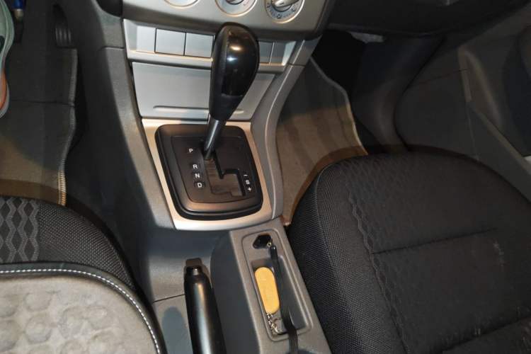 Used Ford Focus 2012 Hatchback Classic 1.8L Automatic Base Model Gear Lever