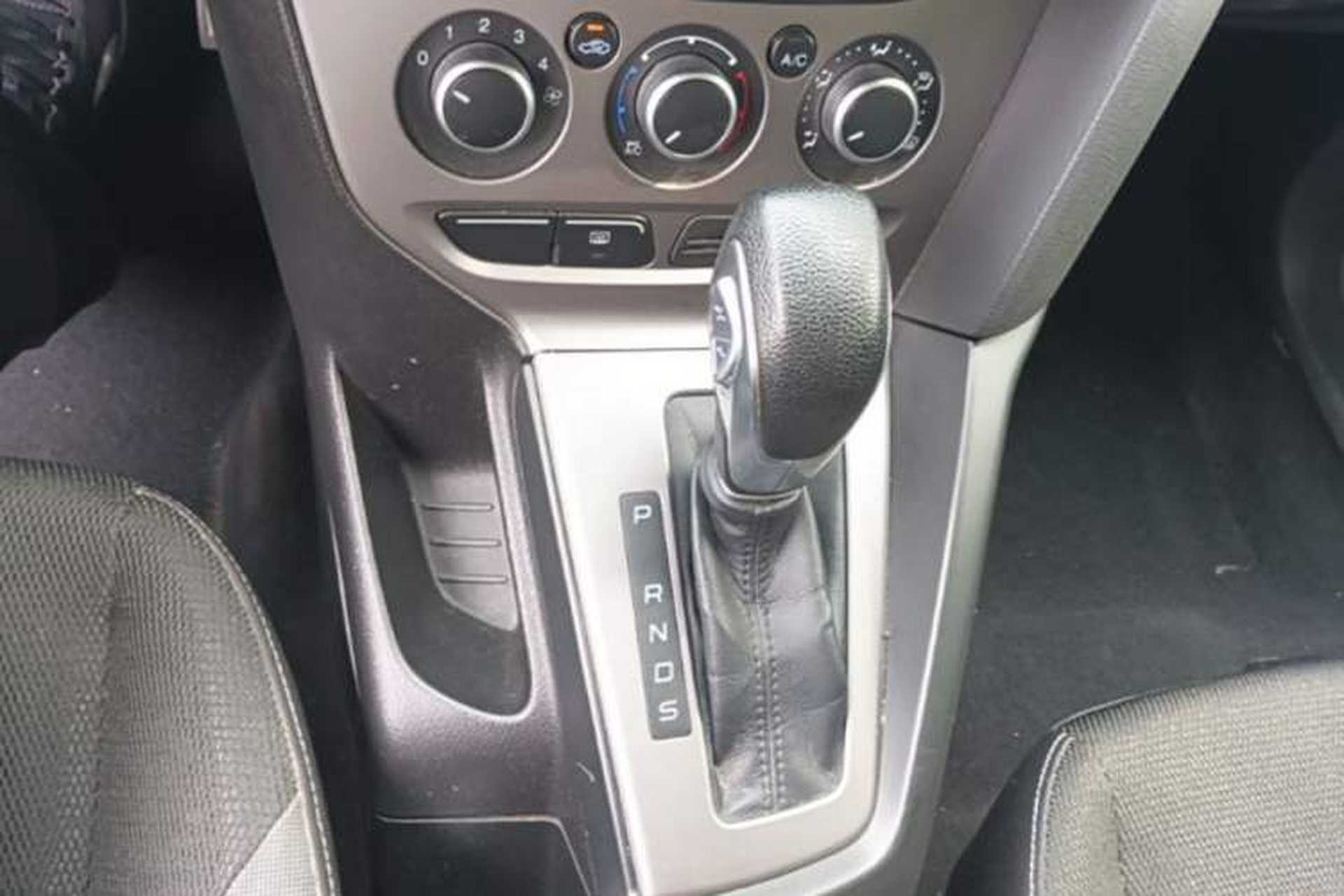 Used Ford Focus 2012 Hatchback 1.6L Automatic Comfort Model Gear Lever