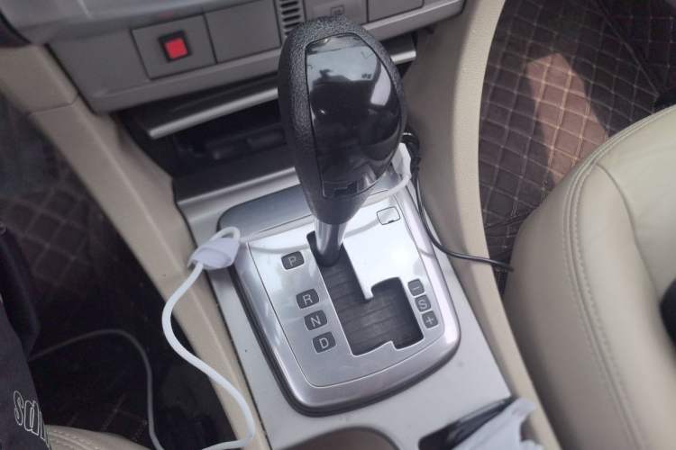 Used Ford Focus 2012 Hatchback Classic 1.8L Automatic Fashion Edition Gear Lever