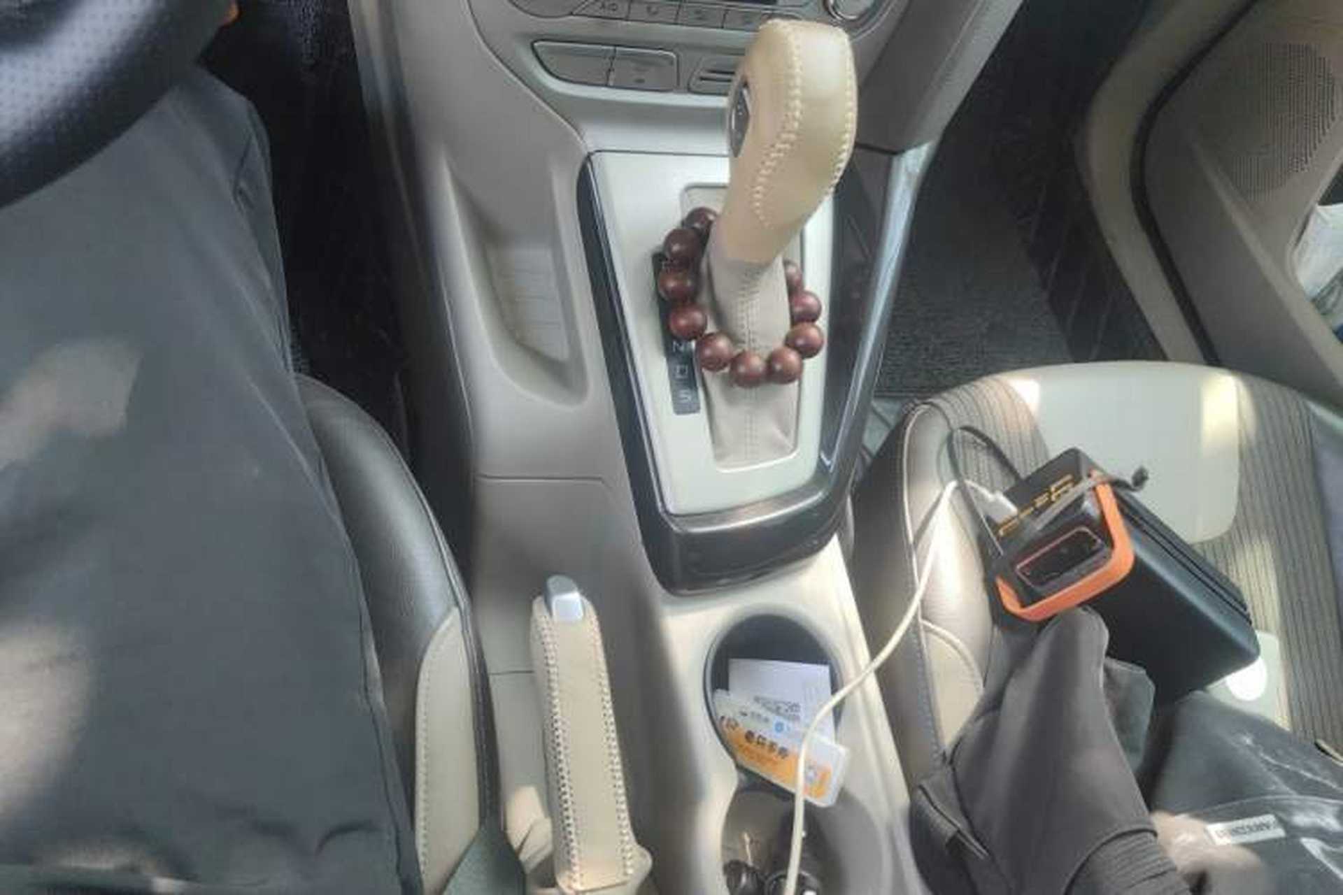 Used Ford Focus 2012 Hatchback 1.6L Automatic Fashion Edition Gear Lever