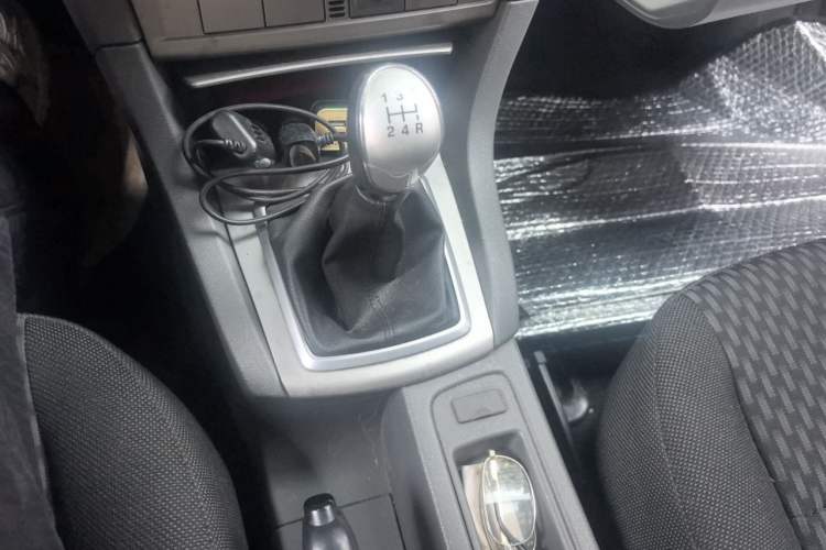 Used Ford Focus 2012 Hatchback Classic 1.8L Automatic Fashion Edition Gear Lever