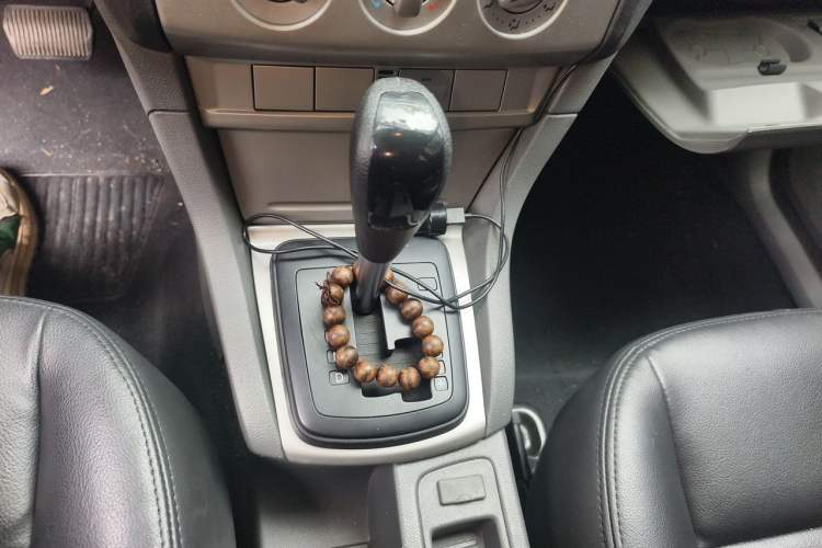 Used Ford Focus 2012 Hatchback Classic 1.8L Automatic Base Model Gear Lever