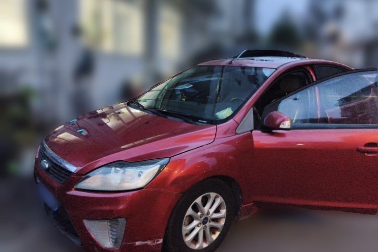 Ford Focus 2012 Hatchback Classic 1.8L Automatic Fashion Edition с пробегом Guazi used car, China used car export, Used car for sale, Used cars, Cheapest cars for sale