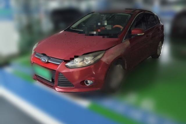 Używany Ford Focus 2012 Hatchback 1.6L Automatic Fashion Edition