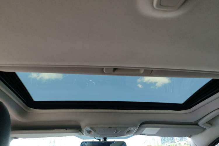 Used Ford Focus 2012 Sedan 1.6L Automatic Fashion Edition Headliner