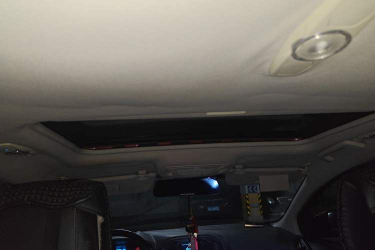 Used Ford Focus 2012 Sedan 1.6L Automatic Fashion Edition Headliner