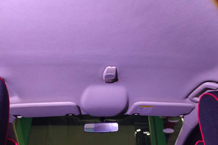 Used Ford Focus 2012 Sedan 1.6L Automatic Comfort Model Headliner
