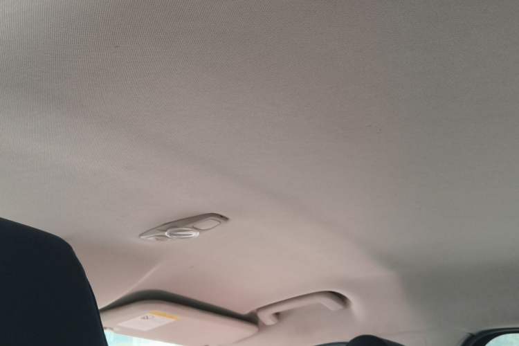 Used Ford Focus 2012 Hatchback 1.6L Manual Comfort Model Headliner